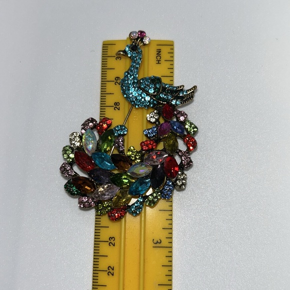 Multi Color Rainbow Rhinestone Peacock Brooch - Picture 11 of 12